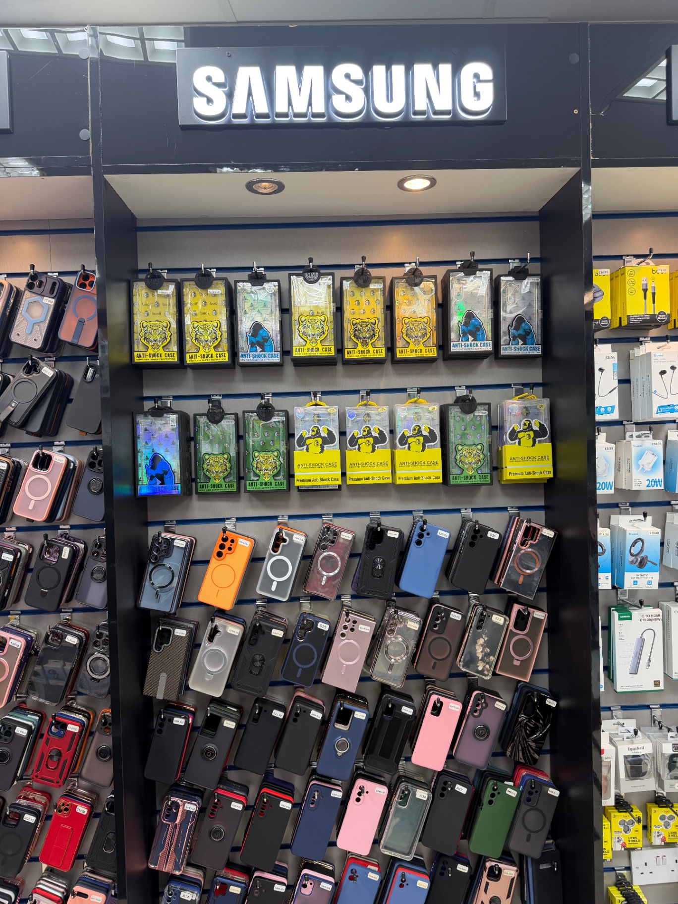 Samsung Galaxy display wall in Wembley store